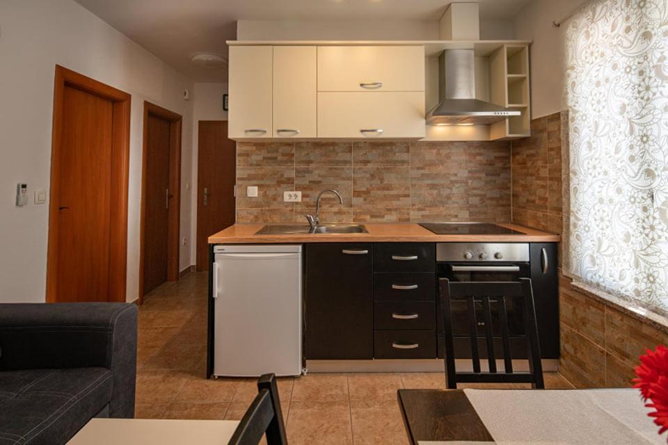 Apartment Nina Biograd Na Moru Exteriér fotografie